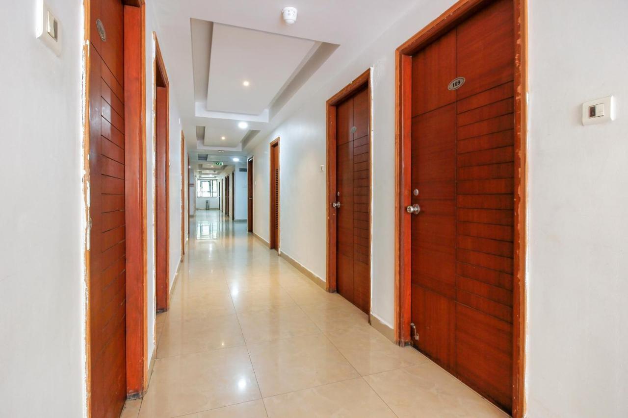 Capital O 66968 Haveli The Landmark Hotel Warangal Buitenkant foto