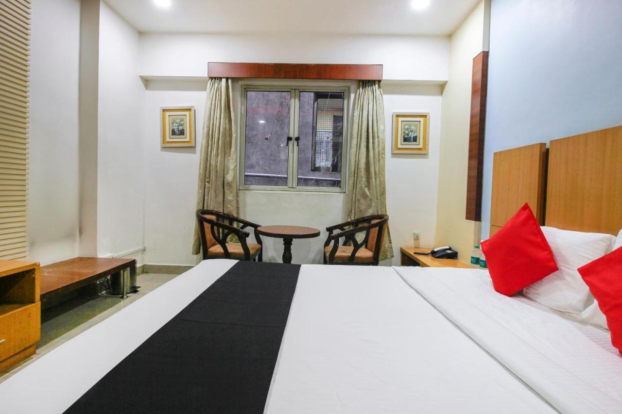Capital O 66968 Haveli The Landmark Hotel Warangal Buitenkant foto