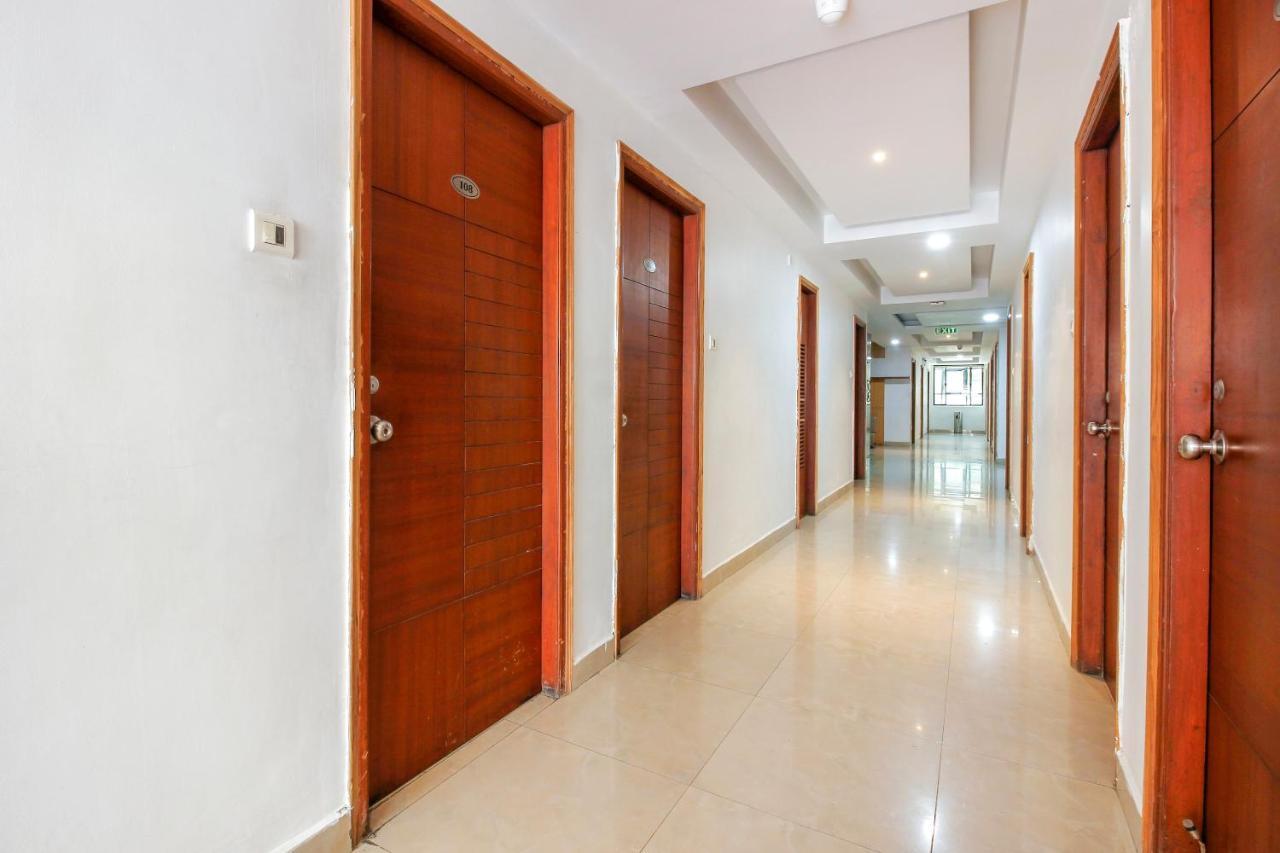 Capital O 66968 Haveli The Landmark Hotel Warangal Buitenkant foto